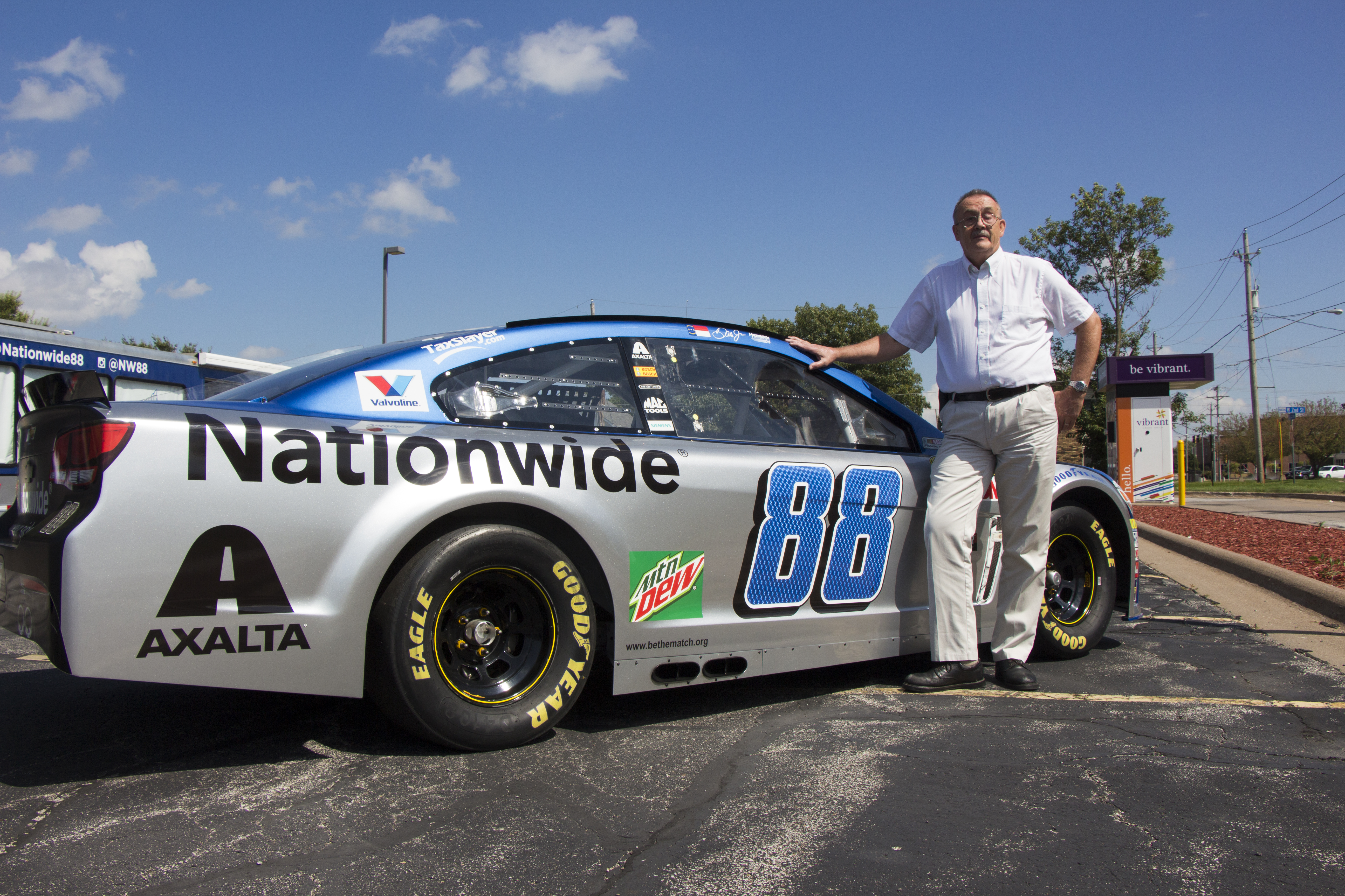 NASCAR experience comes to Vibrant CU
